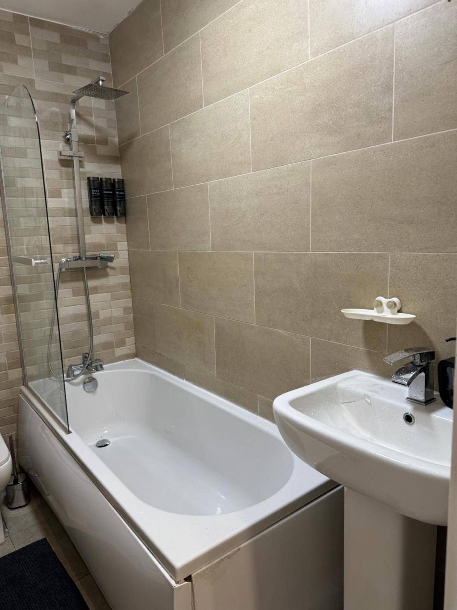 Icon Residencia Apartment Manchester Buitenkant foto
